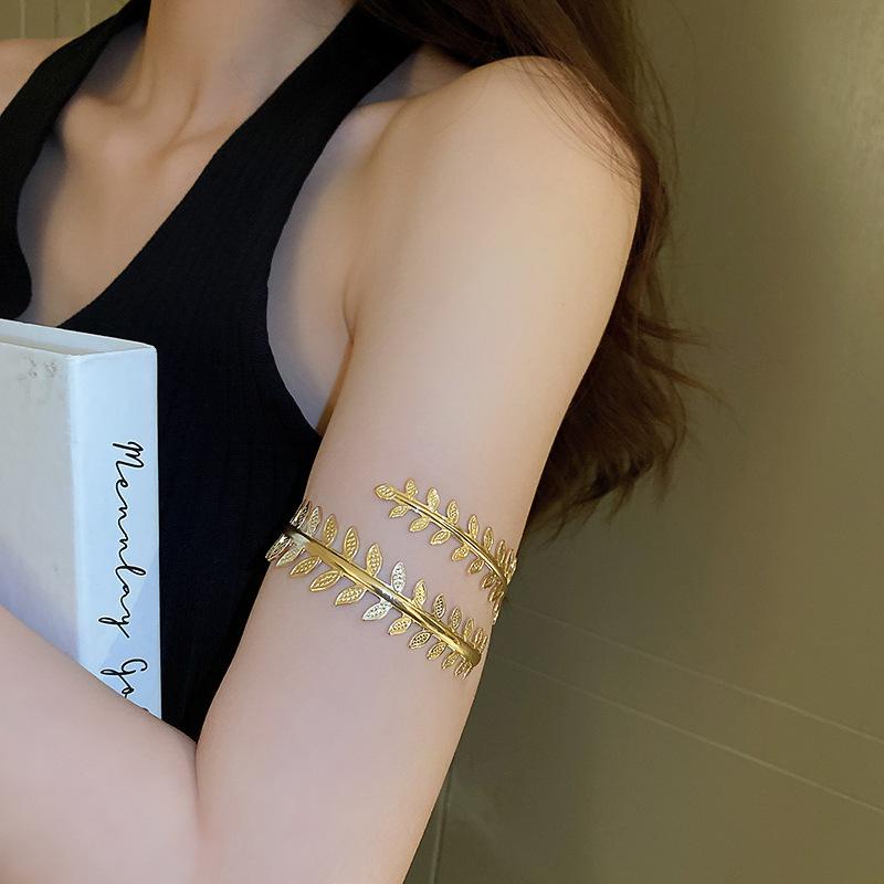 Boho Punk Metal Leaf Flower Upper Arm Bracelet For Women Girl Fashion Geometric Open Cuff Bangle Adjustable Armband Zircon Gift