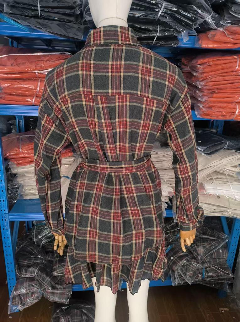Completo Gonna a Quadri da Donna 2025: Set Camicia con Revers Casual e Gonna Pieghettata con Laccio