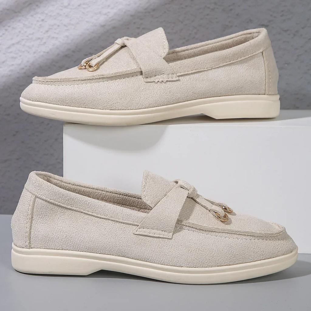 Fashion Plus Size 43 Women Loafers Casual Shoes for Women Slip On Ladies Flats Brand Flat Shoes Leather Cashmere Single Shoes Women