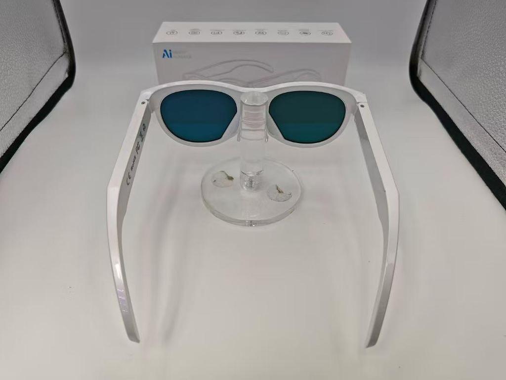 Ochelari M88M89: Cameră 2MP, Traducere AI, Stabilizare Video, Lentile Transparente Anti-Lumină Albastră.