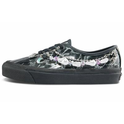 Style 44 Classic Casual Skateboarding Shoes Unisex Black Vans VN0A7Q5CBPL