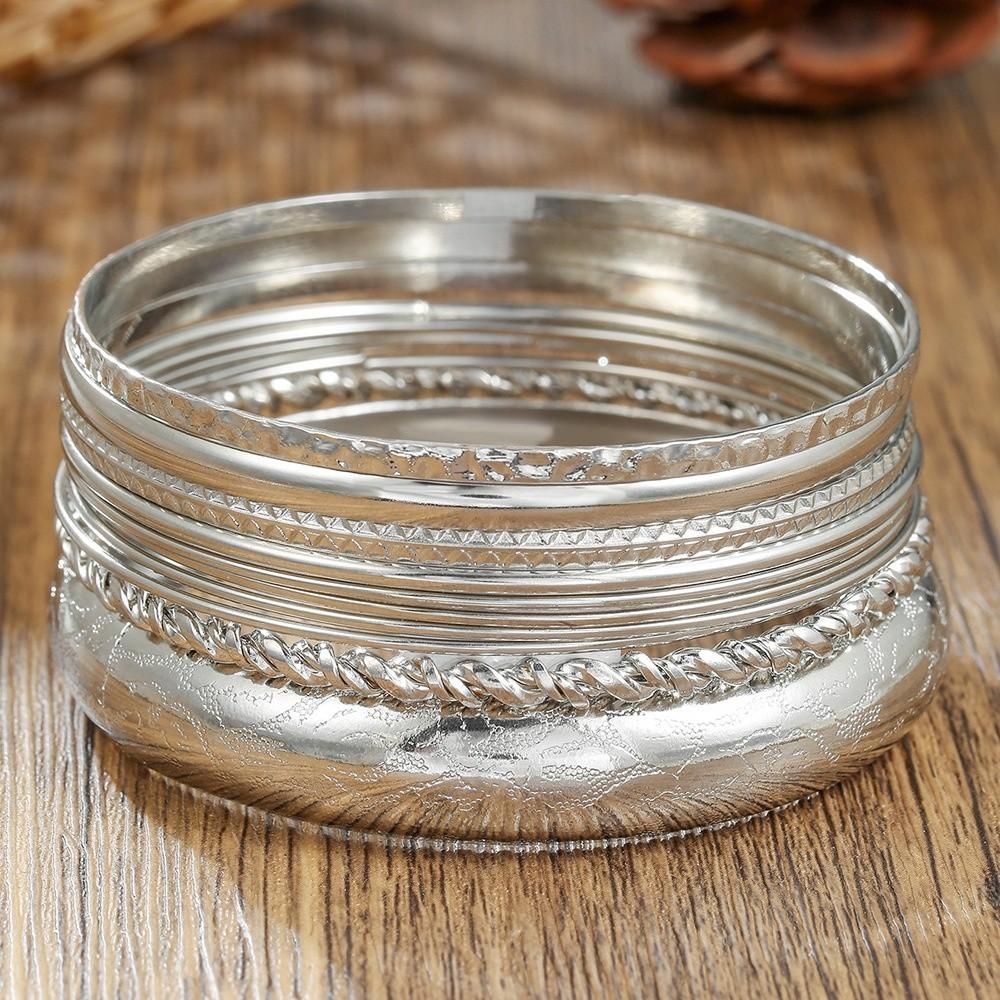 Geometrisches Reifen-Manschettenarmbänder-Set Mit Galvanisierter Oberfläche Für Männer Und Frauen Sommer 2025
