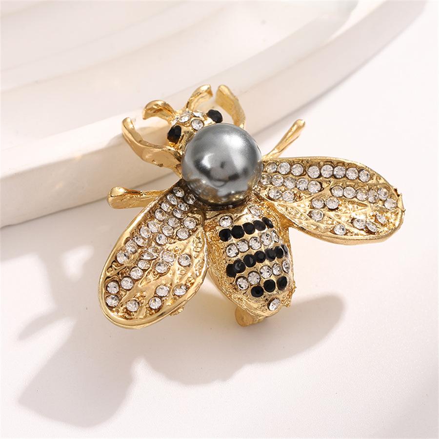 Charming Rhinestone Pearl Bee Brooch - Elegant Insect Pin Corsage Accessory