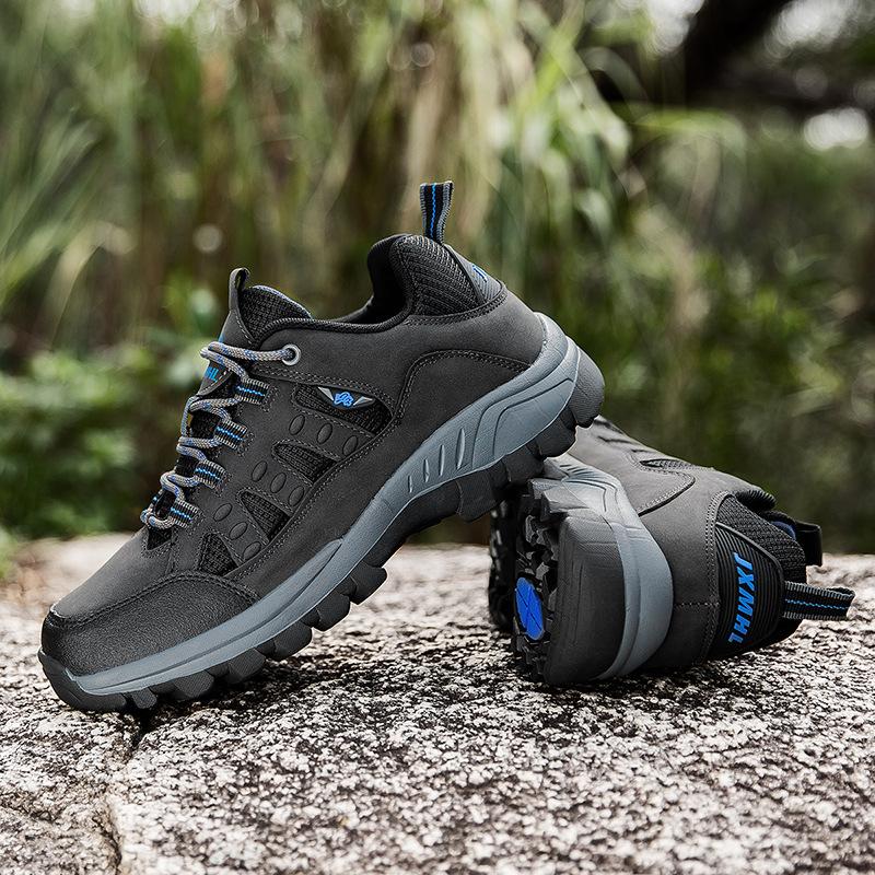 New outdoor shoes large size hiking shoes light hiking shoes men's shoes wear-resistant breathable men's shoes