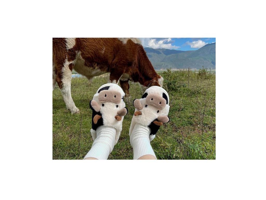 Women’s Soft Heart Full Heel Winter Slippers – Cozy & Stylish for Students and Home Use