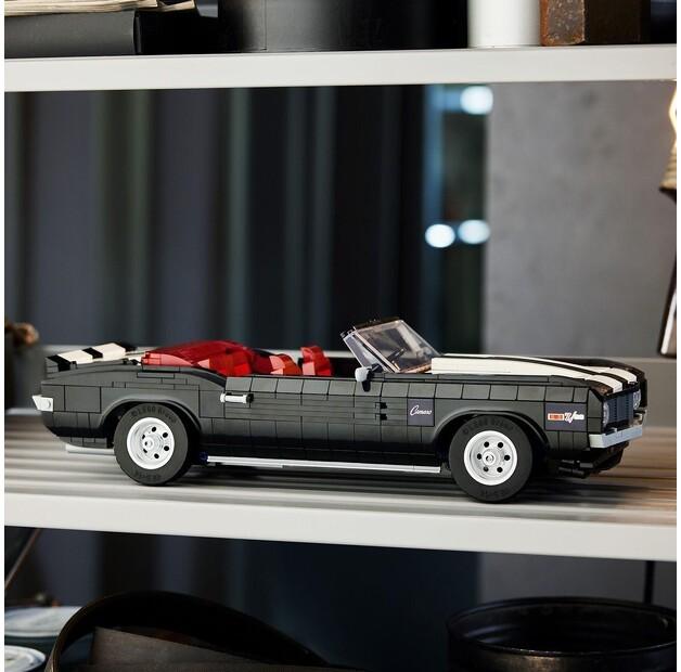 LEGO ICONS 10304 Chevrolet Camaro Z28
