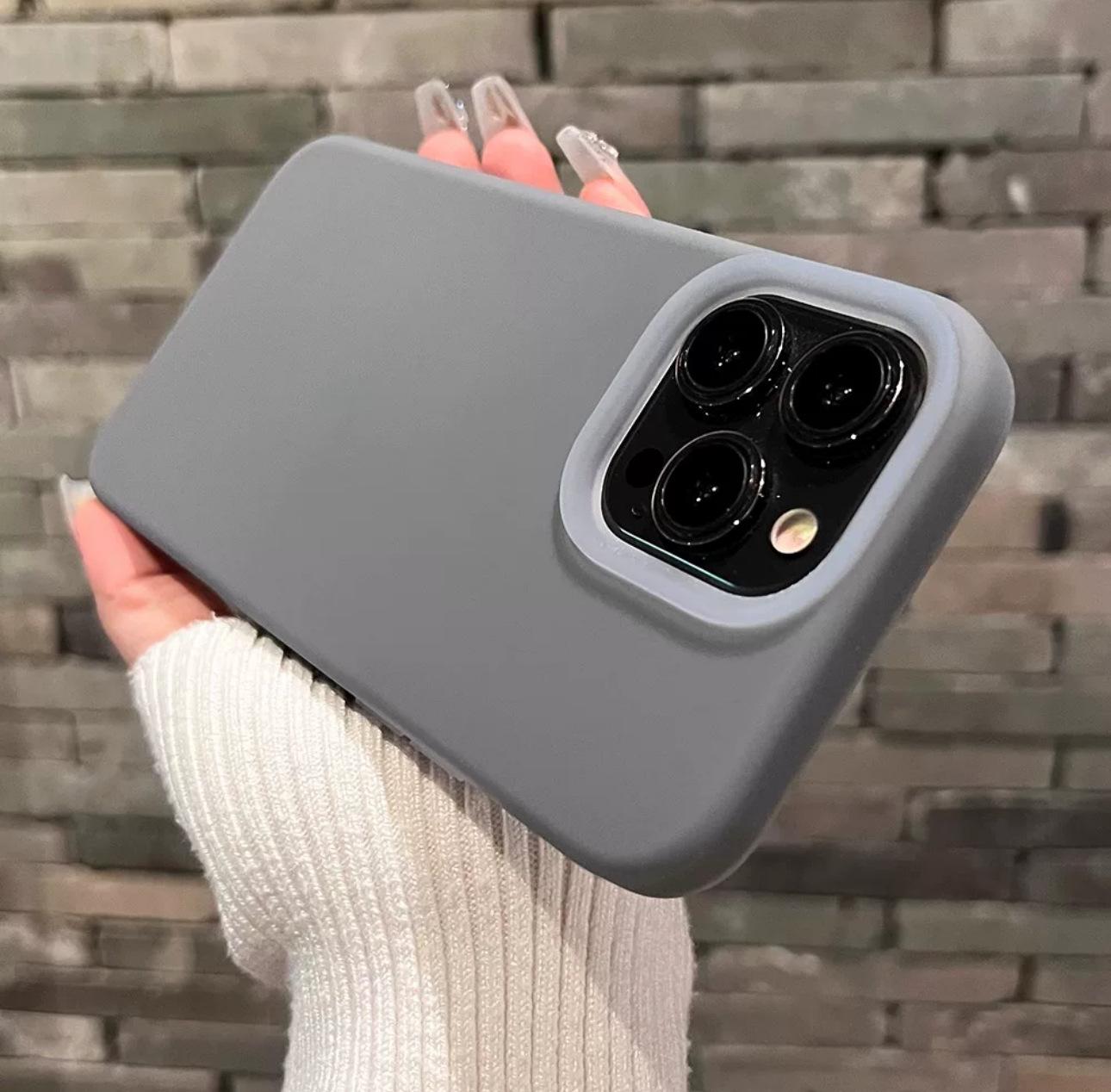 Ice jelly liquid silicone shell is suitable for Apple 17 mobile phone case iphone16promax all-inclusive anti-drop advanced. iPhone 17