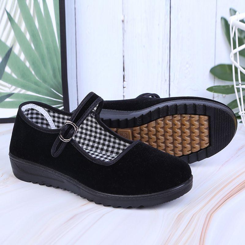 

Old North cloth shoes women s non-slip mother shoes work shoes soft-soled thickened deodorant shoes black hotel shoes dancing shoes 34