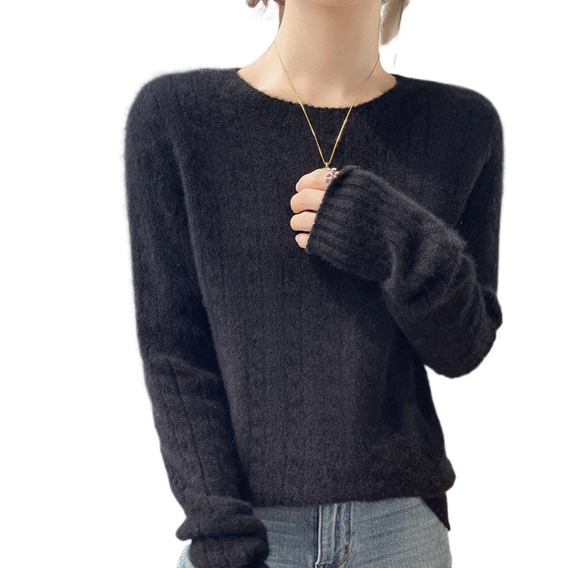 Women's 100% Pure Wool Cable Knit Sweater – Autumn/Winter Loose Fit with Round Neck, Fashionable and Versatile Knit Base Layer.