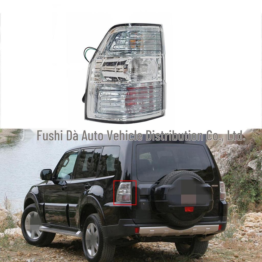 Mitsubishi Pajero V97/Shogun/Montero MK IV Tail Light 8330A597