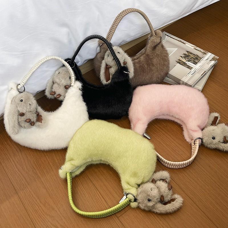 Cute Plush Shoulder Bag Women Soft Faux Fur Crossbody With Zip Card Pocket Urban Minimalist Style