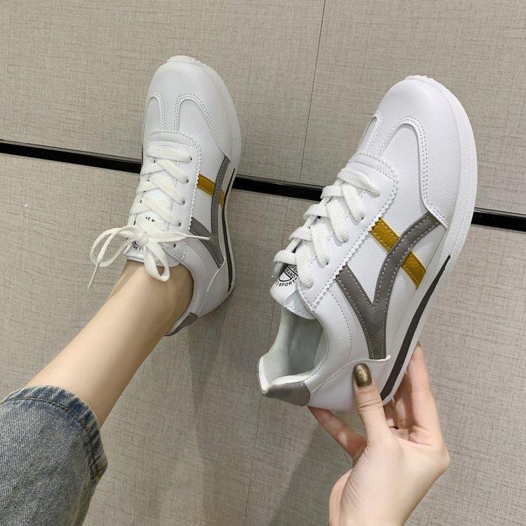 

Летние мягкие новые кроссовки из ПУ в сочетании цветов, женские белые туфли 40