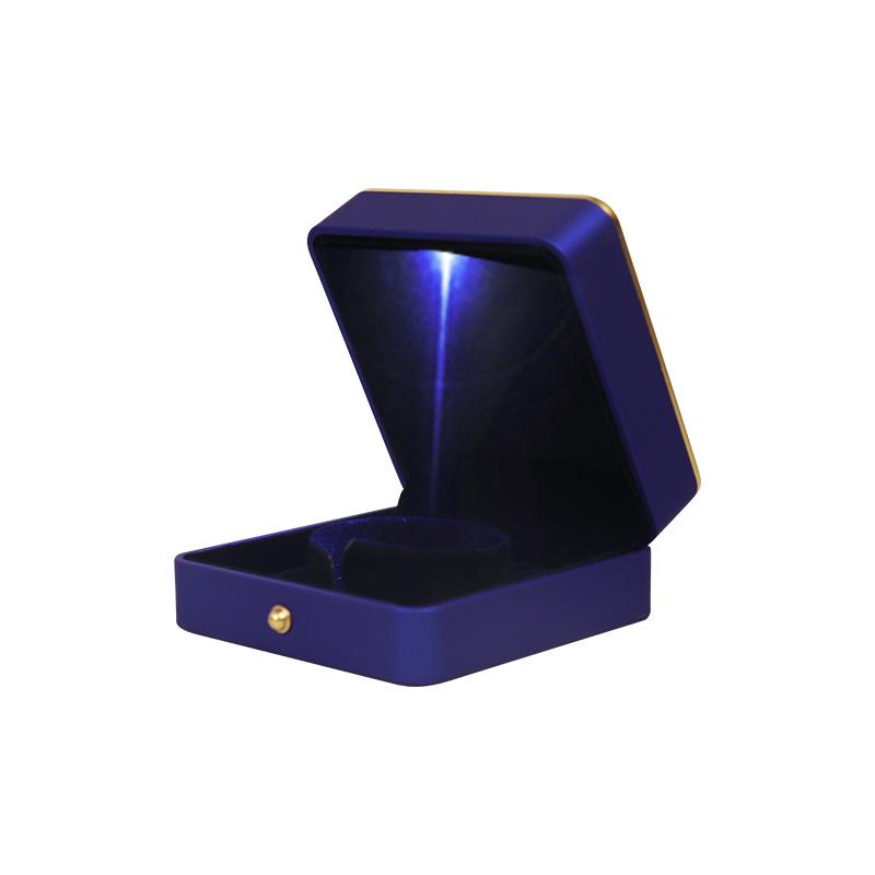 Round LED Jewelry Box with Gold Edge for Rings, Necklaces, and Bracelets