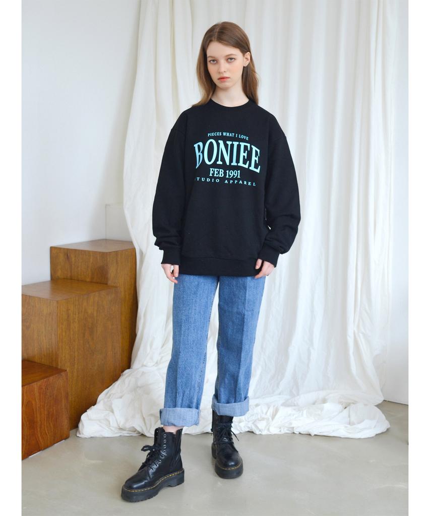 BONIEE Arch Big Typo Oversized Sweatshirt Black
