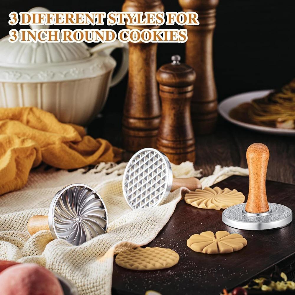 Cookie Stamps Round Metal Cookie Press Cutter Mold with Wooden Handle Biscuit Fondant Pastry Cutter Baking Accessories Tool