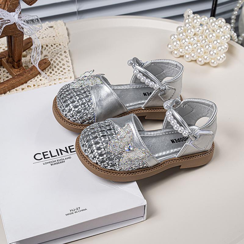2026 Girls  Summer Breathable Pearl Princess Shoes - Soft Sole, Sweet Bow, Hollow Out, Closed-Toe Sandals 25 серебряный
