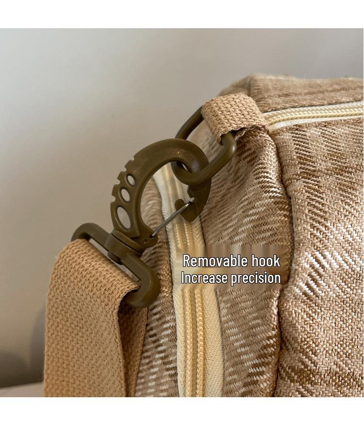 Women's Travel Backpack: Large Capacity, Lightweight, Wear-Resistant, Splash-Proof, Dry/Wet Separation for Swimming and Fitness.