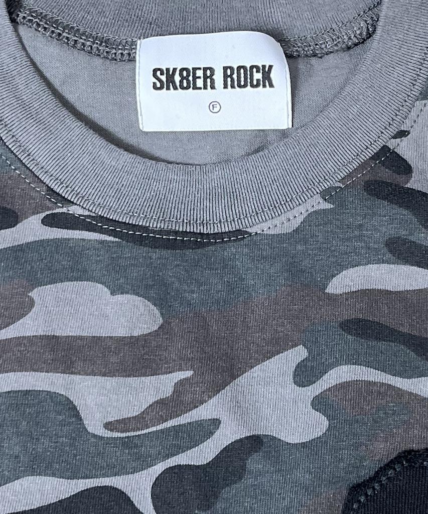 SK8ER ROCK Eight Camouflage T-Shirt ((Gray))