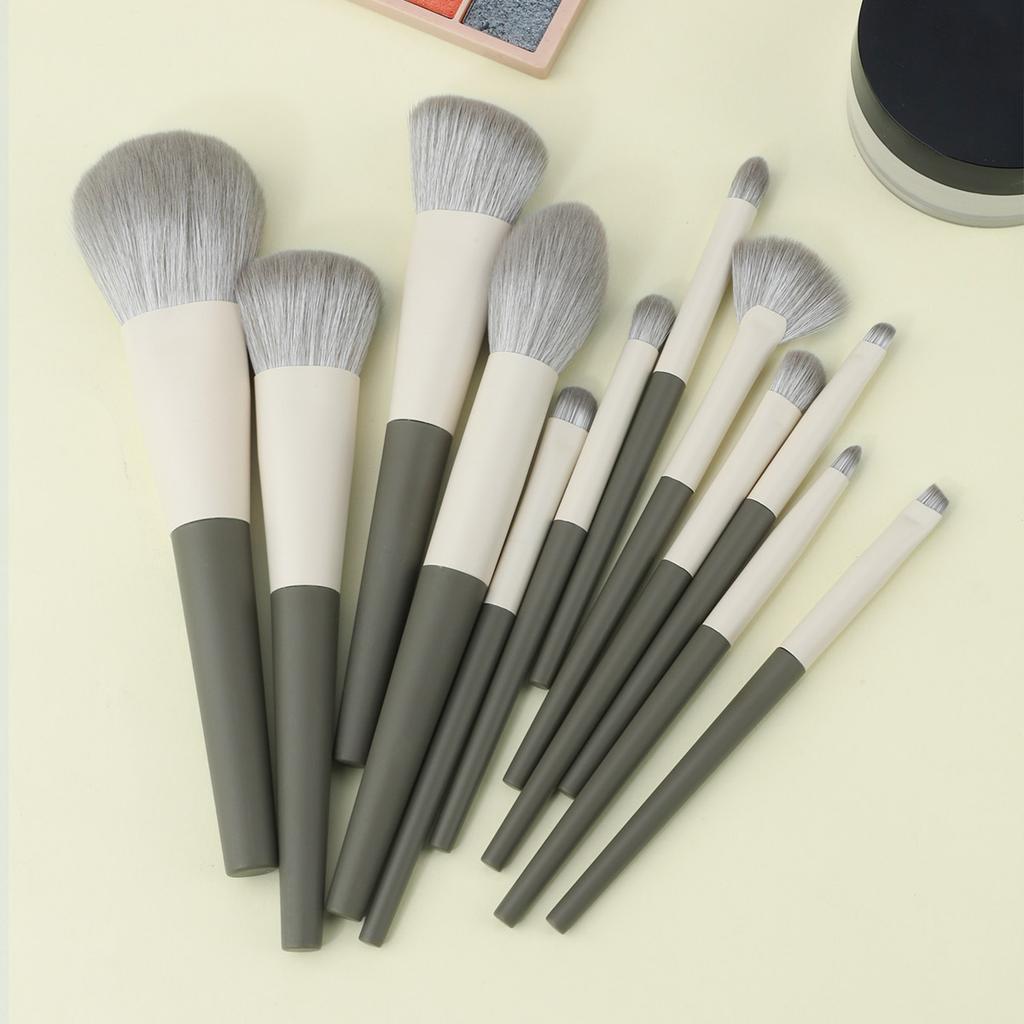 12Pcs Makeup Brushes High Quality Wooden Handle Beginner's Full Set Of Powder Brush Eyeshadow Brush Facial Beauty Tools