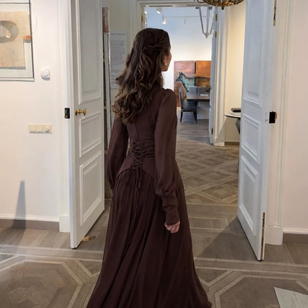Women's new French high-end retro style brown V-neck long-sleeved waist wide pendulum temperament dress
