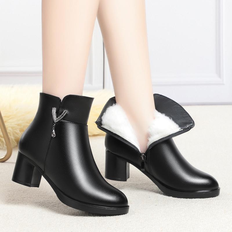 Frauen Stiefel Winter Mode Anti-Rutsch Frauen Stiefeletten Mid Heel Natürliche Wolle Echtes Leder Schnee Stiefel Damen