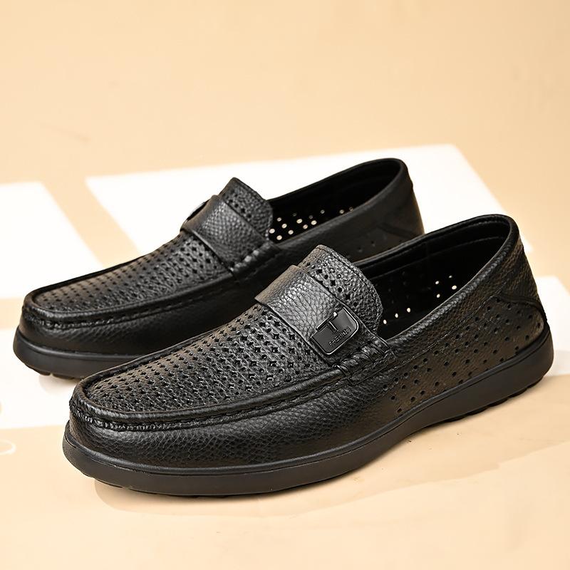 Summer breathable punched men's leather shoes men's genuine leather foot cover men's shoes business round head casual soft leather soft sole Doudou sh