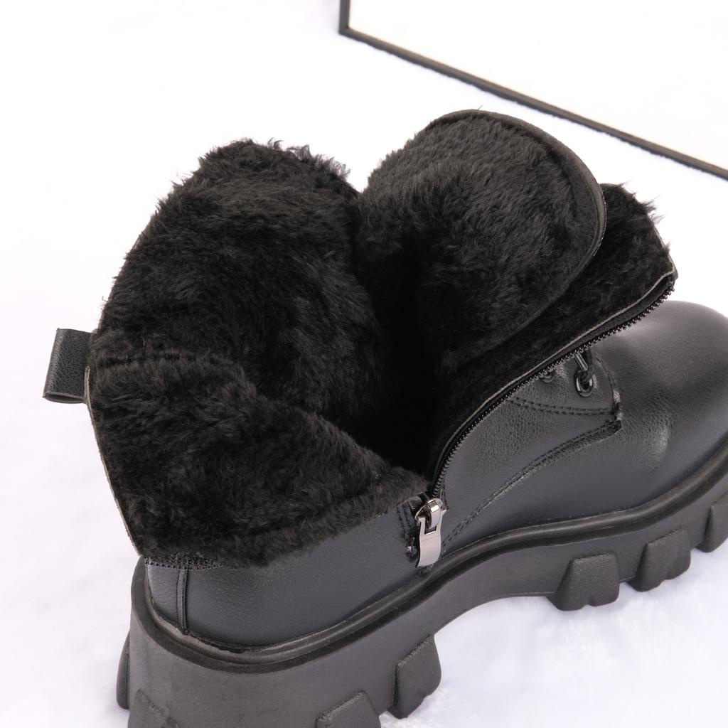 Women's Winter Plush Velvet Cotton Boots Warm Ankle Boots Thick Cotton Shoes Women's High-top Leather Boots Platform Boots