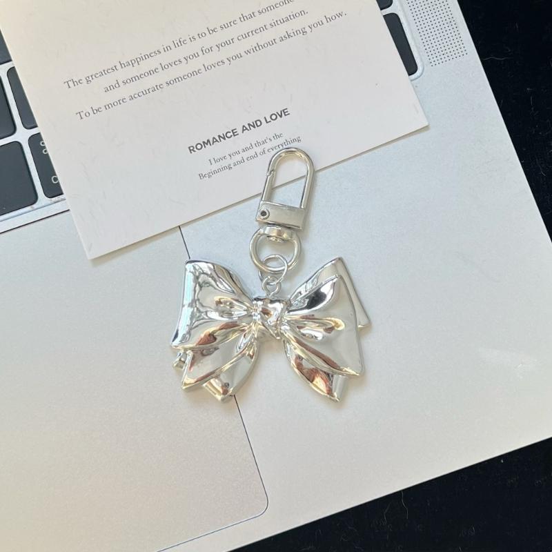 Metal Bowknot Charm Keychains Sweet Cool Pendant Hanging Ornament Keyring Backpack Decoration Jewelry for Women Girls