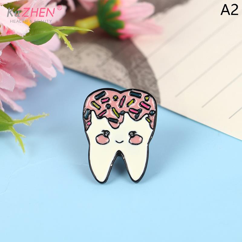 Cartoon Brooch Dentist Badge Brooch Tooth And Toothbrush Enamel Tooth Brooches For Dentist Clothes Decoration Accessories Gift