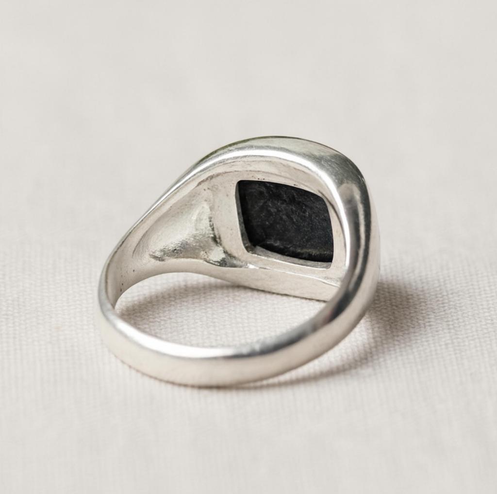 Lack Onyx Signet Ring for Men, 925 Sterling Silver, Modern Minimalist Design, Square Gemstone Statement Jewelry
