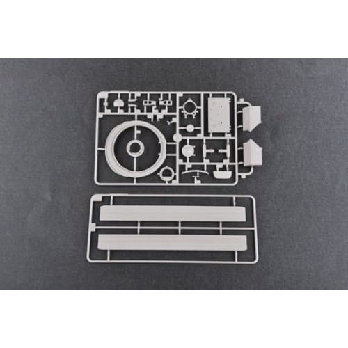 Trumpeter 1/35 Soviet Army T-10 Heavy Tank Plastic Model