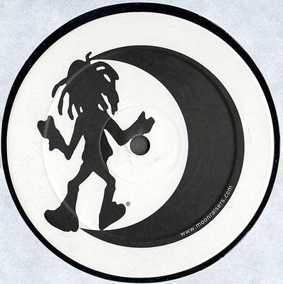 12inch Record MOONRAISERS - Goes Around 0847346 Not On Label 2003 Dance & Electronica Used