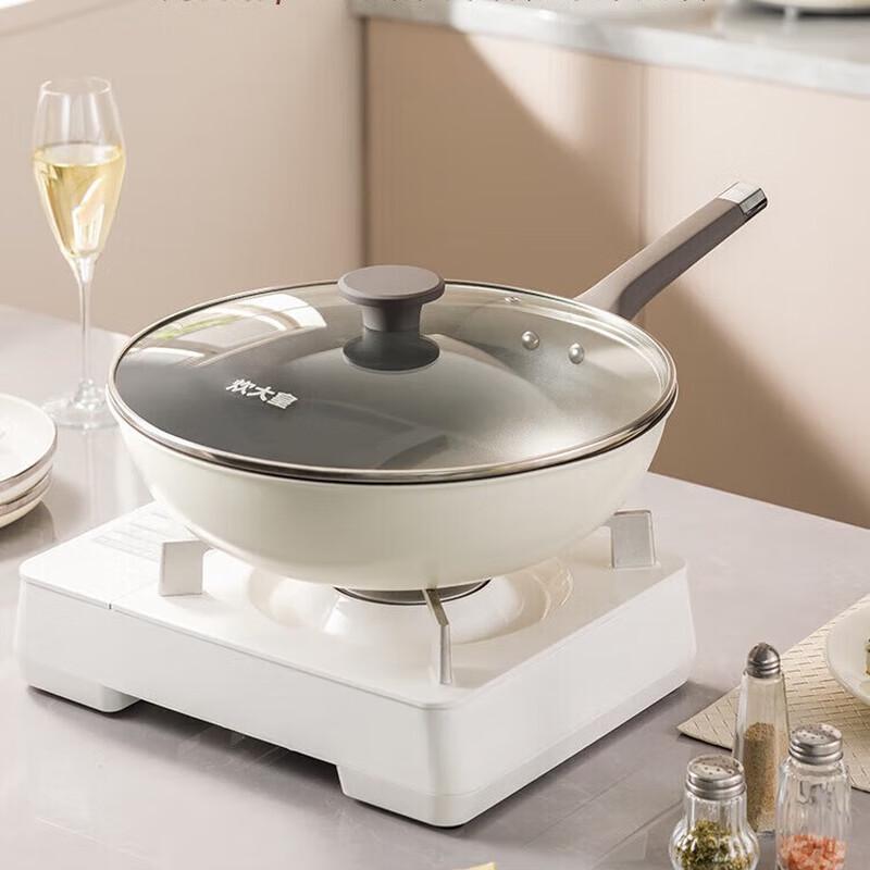 Chui Da Huang 32cm Non-Stick Frying Wok