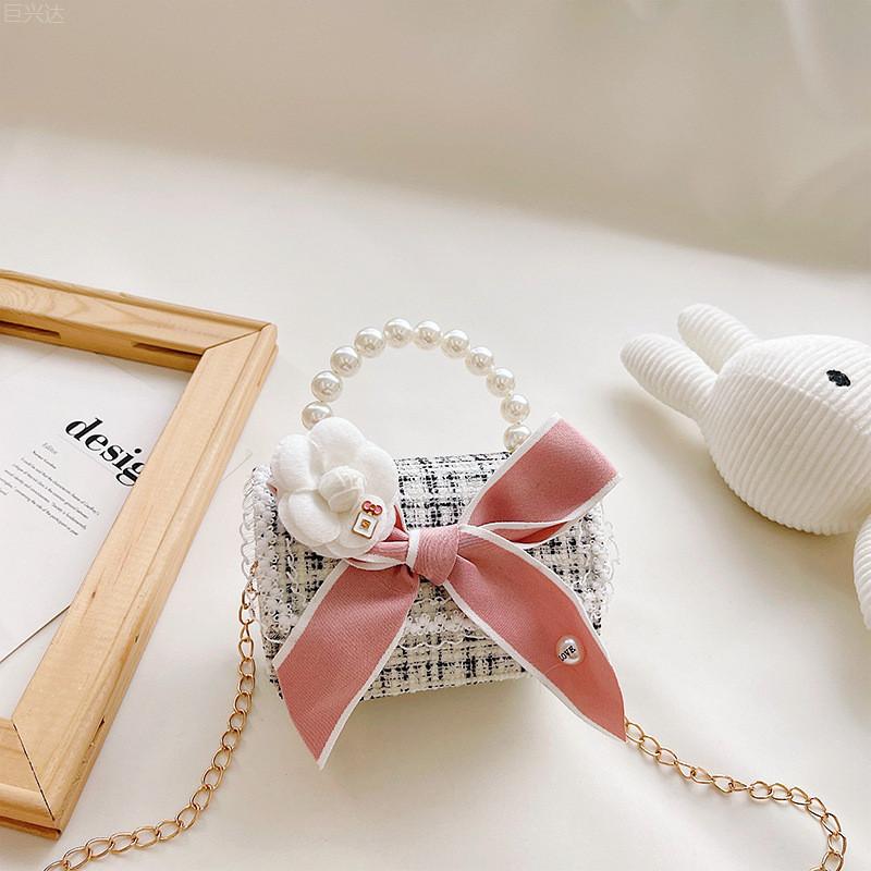 Adorable Fashionable Kids Tote Bag Cute Bowknot Design Mini Crossbody For Everyday Use