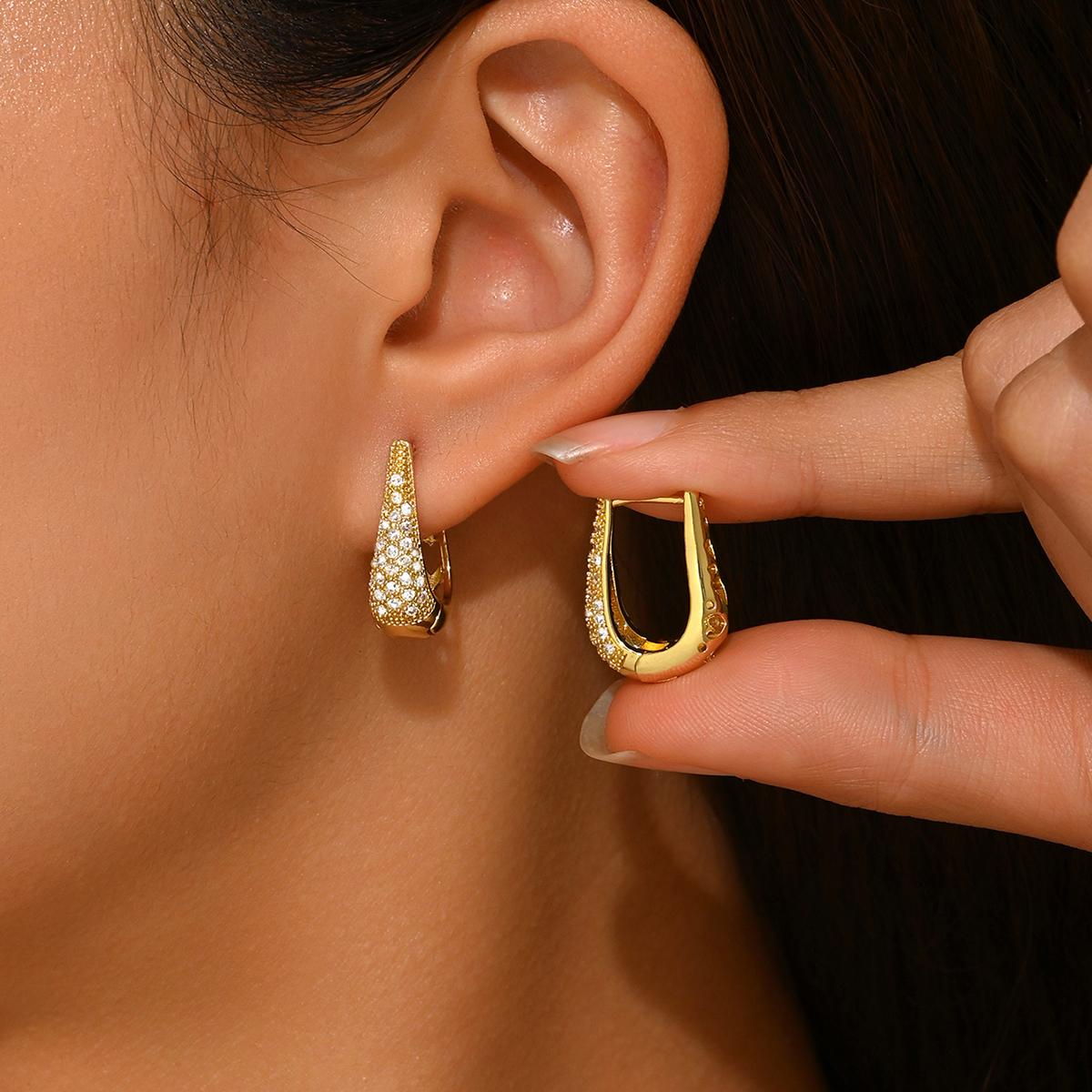 

Teardrop CZ Huggie Hoop Earrings for Women Paved Cubic Zirconia Hoop Earrings Minimalist Daily Wear Party Jewelry