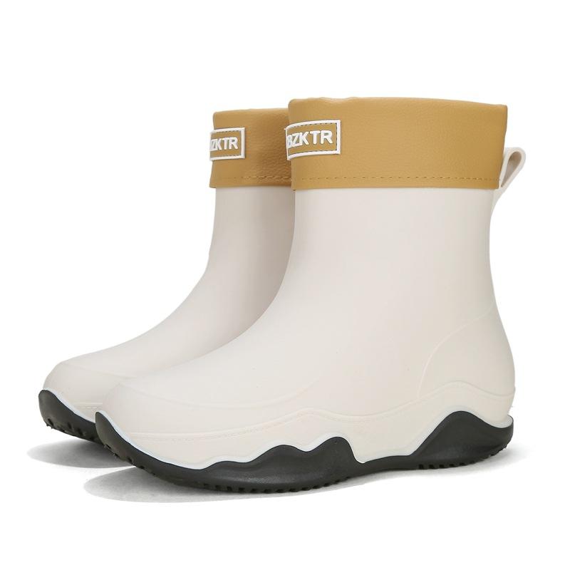 Fashion rain shoes women's 24 waterproof, non-slip and comfortable men's water boots fishing room work fleece rubber shoes