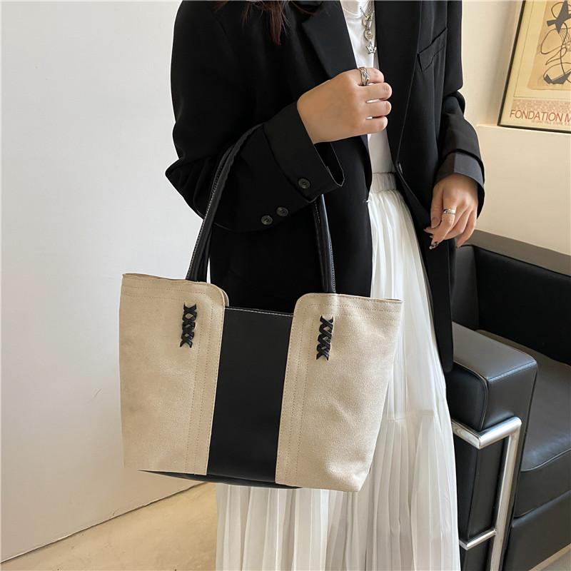 

Faux Suede Shoulder Bag Fashion Handbag Large Capacity Underarm Bag for Women Work Shopping Travel білий