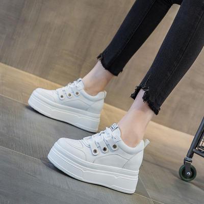 100% echte Lederschuhe Damenmode Sneakers Flache Plattform Marke Damen Freizeitschuhe Höhe zunehmende 9cm Schwarz Weiß