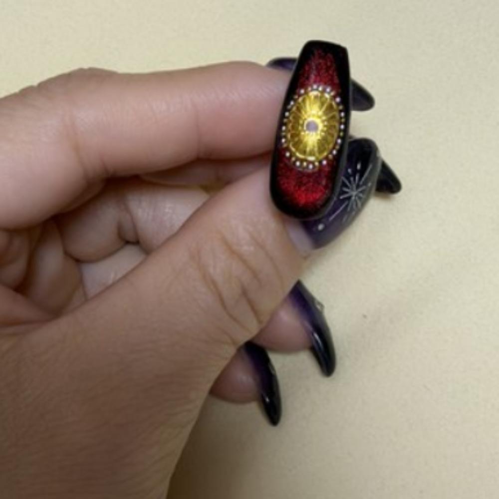 Retro-style DIY nail  Two(2) Gold stickers with floral patterns; strong-adhesive for nails or phone cases.
