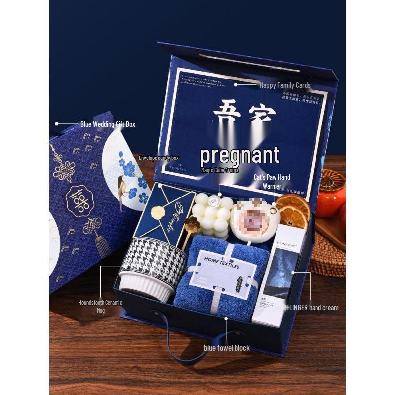 Groomsman Gift Box: Premium Wedding Favors for Men