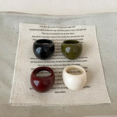 Anillo de resina ovalado para mujer, con personalidad, temperamento a la moda, versátil.