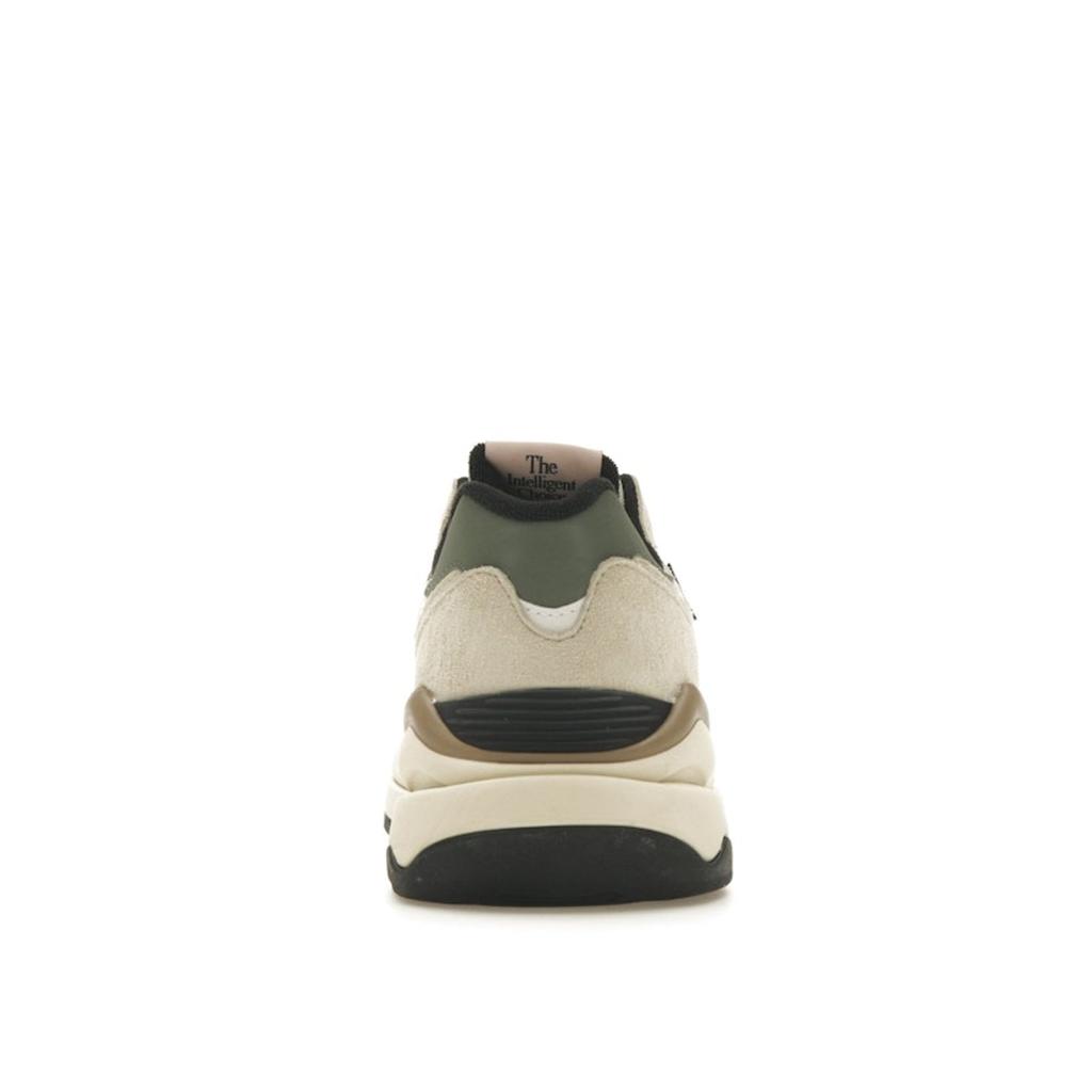 New Balance 57/40 Off-White Unisex Sneakers Green M5740CD1