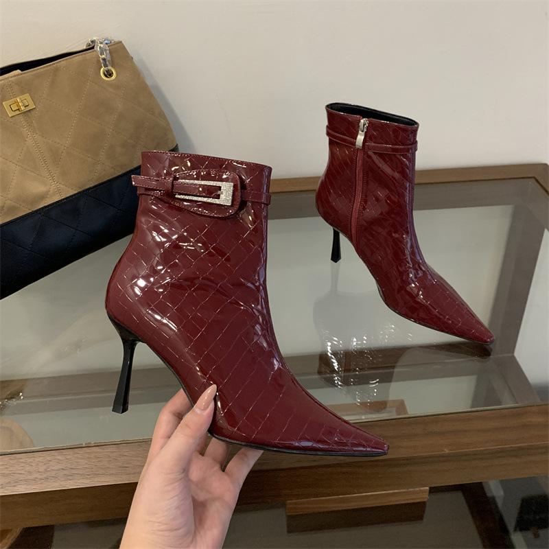 

Miting high-heeled fashion short boots for women s autumn and winter 2025 new pointed-toed high-heeled rhinestone belt buckle short boots 39 бордовий