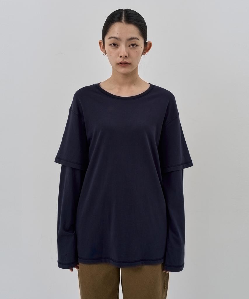 NUAKLE (W) Layered Sleeve T-Shirt_Navy