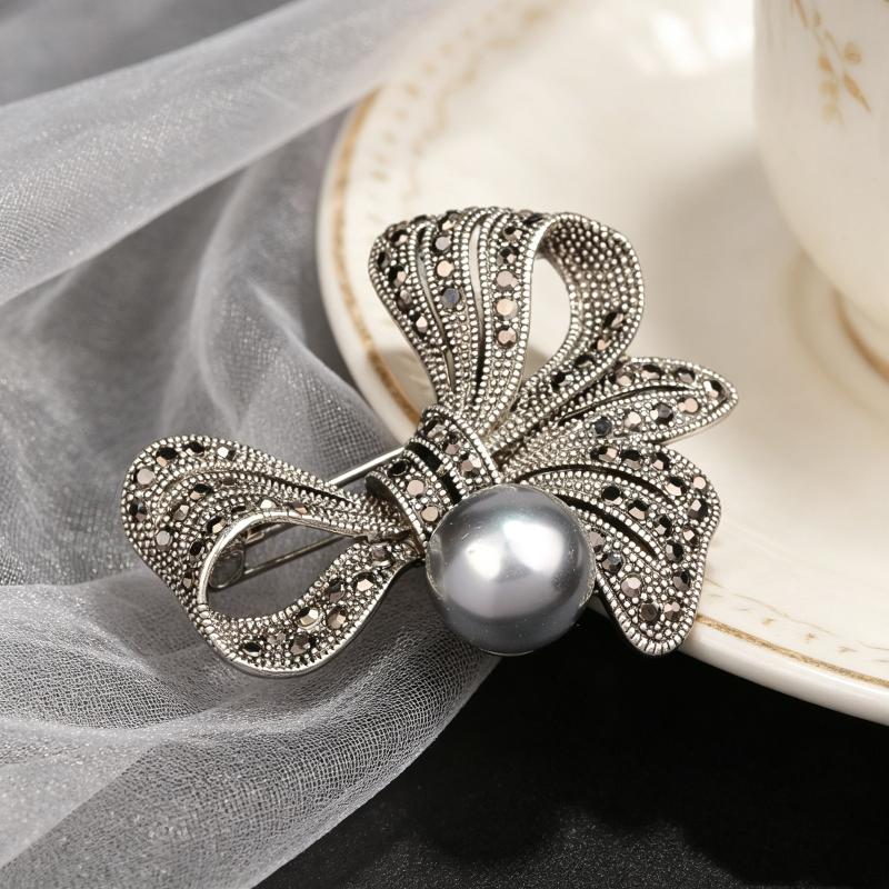Versatile Rhinestone Bow Pearl Brooch for Women Vintage Multi-use Pin for Coat Sweater Scarf Bag Accessory