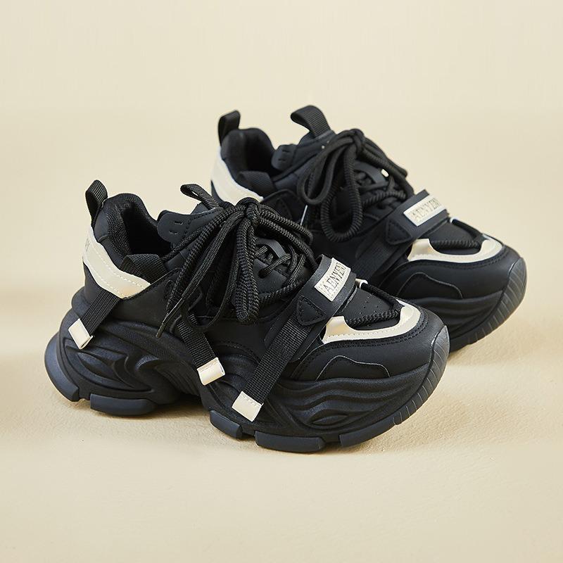 

The New Dad Shoes Are Student Sports Running Casual Shoes with Thick Soles for Height Increase 35 чорний