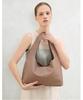 Athe Vanessabruno [Maron] Mocha Mousse Marron Soft Light Shoulder Bag L Aaba6E460I3