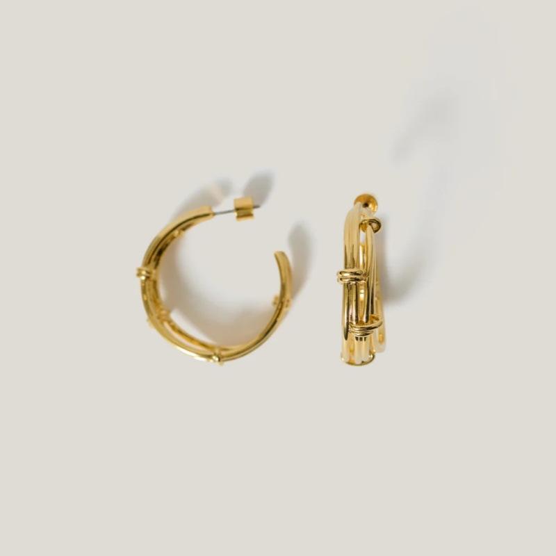 Holiday Series C-Shaped Wire Winding Knot S925 Silver Needle Stud Earrings Personalized Fashion Unique Trend Temperament Earrings