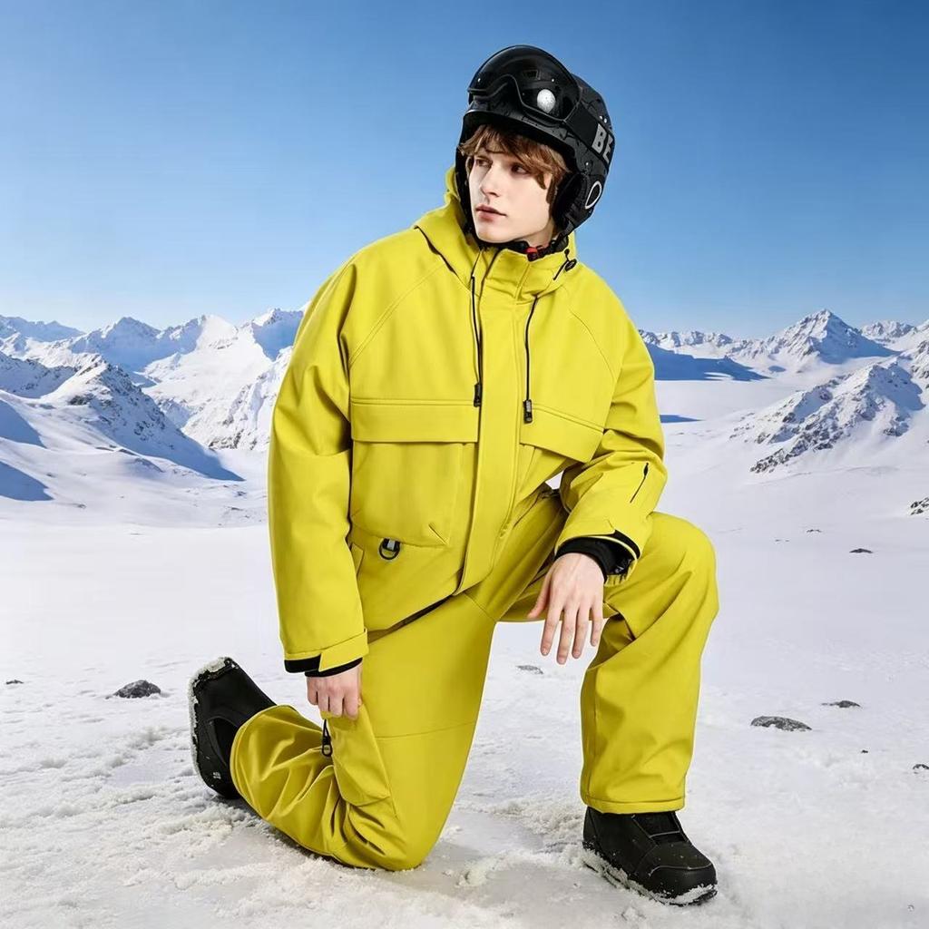Warm Ski Suit for Men and Women Outdoor Breathable Insulated Snow Suit Warm Snowboarding Suit Waterproof Windproof Skiing Jacket and Ski Pants Set