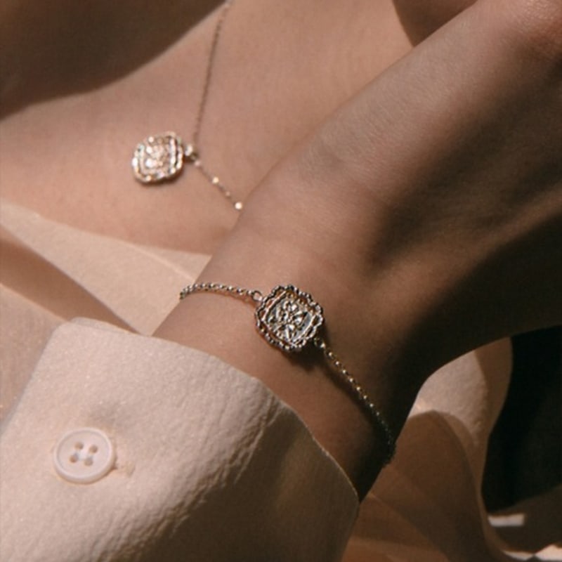 

fiore violet lace frame bracelet silver